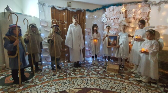 В ХРАМЕ РОЖДЕСТВА ХРИСТОВА ПРОШЕЛ ПОКАЗ ДЕТСКОГО РОЖДЕСТВЕНСКОГО СПЕКТАКЛЯ