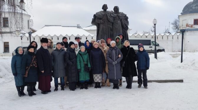 16 февраля 2023 года прот. Сергий Киселев возглавил молебен у мощей свв. блгв. Князей Петра и Февронии в г. Муроме.